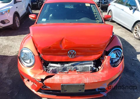 2019 Volkswagen Beetle 2.0T Final Edition Se/2.0T Final Edition Sel/2.0T S из США, поврежденный, VIN 3VWFD7AT4KM709253